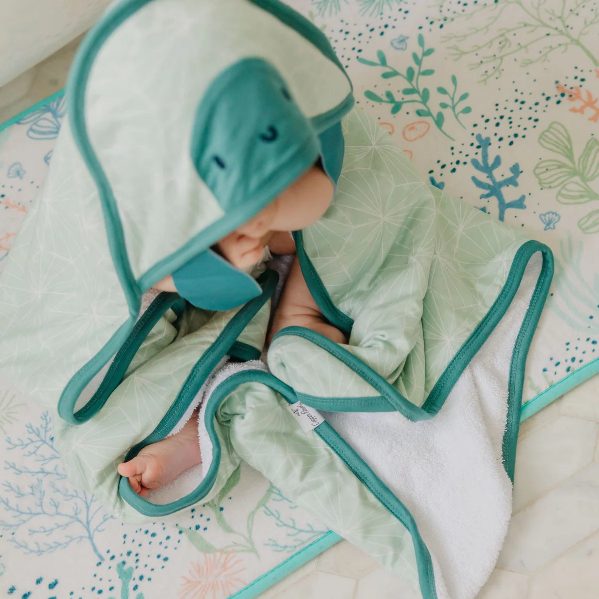 COPPER PEARL | Character Hooded Towel