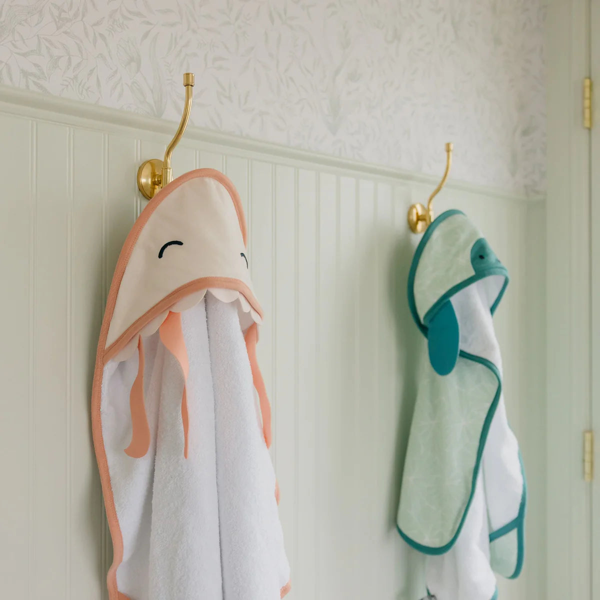 COPPER PEARL | Character Hooded Towel