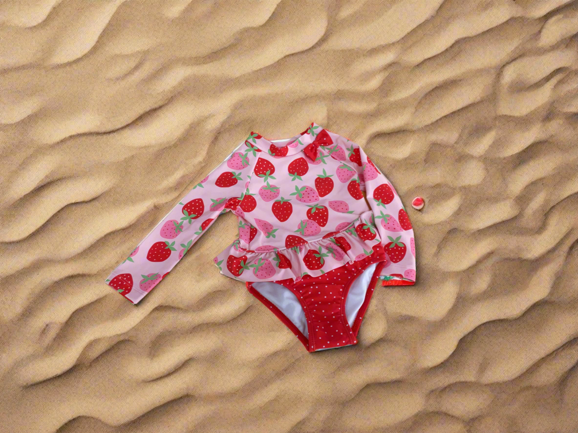 Strawberry 2-Piece Rashguard Swimsuit