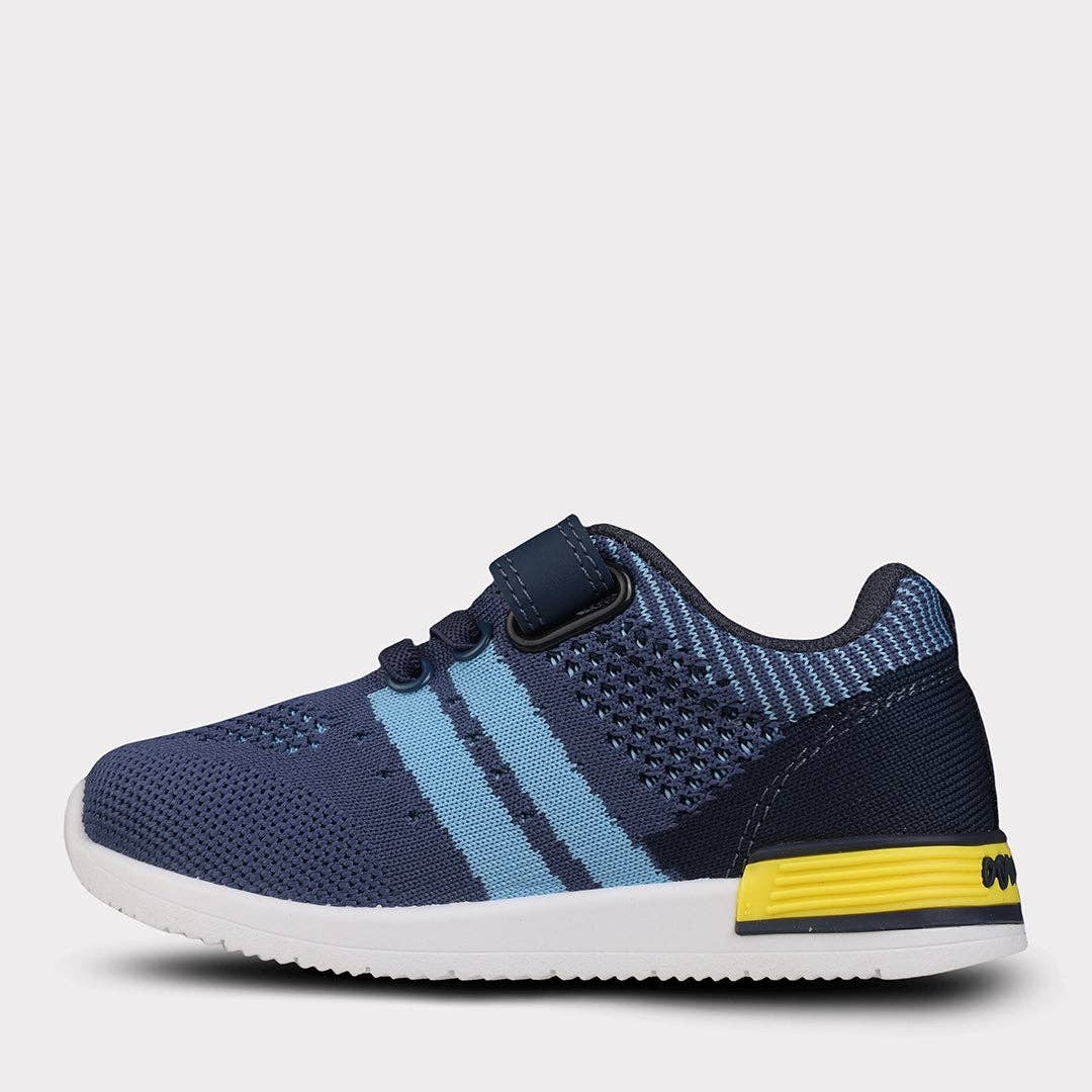 Wynn Boys Hook & Loop Sneaker