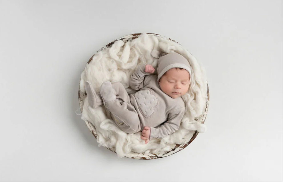 Velveteen Footie light gray w/ knotted cap