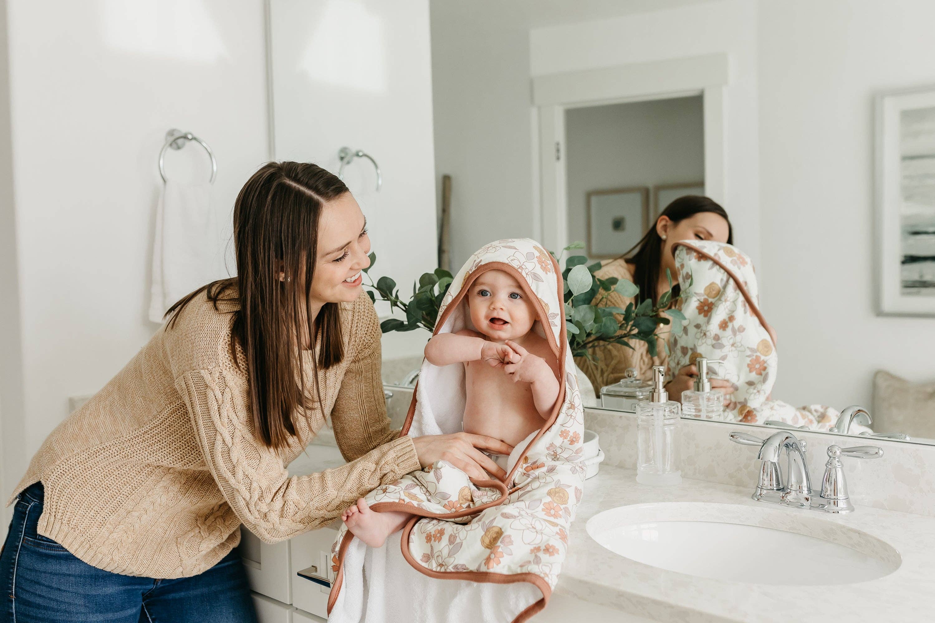 Copper Pearl Premium Baby Knit Hooded Towel - Ferra