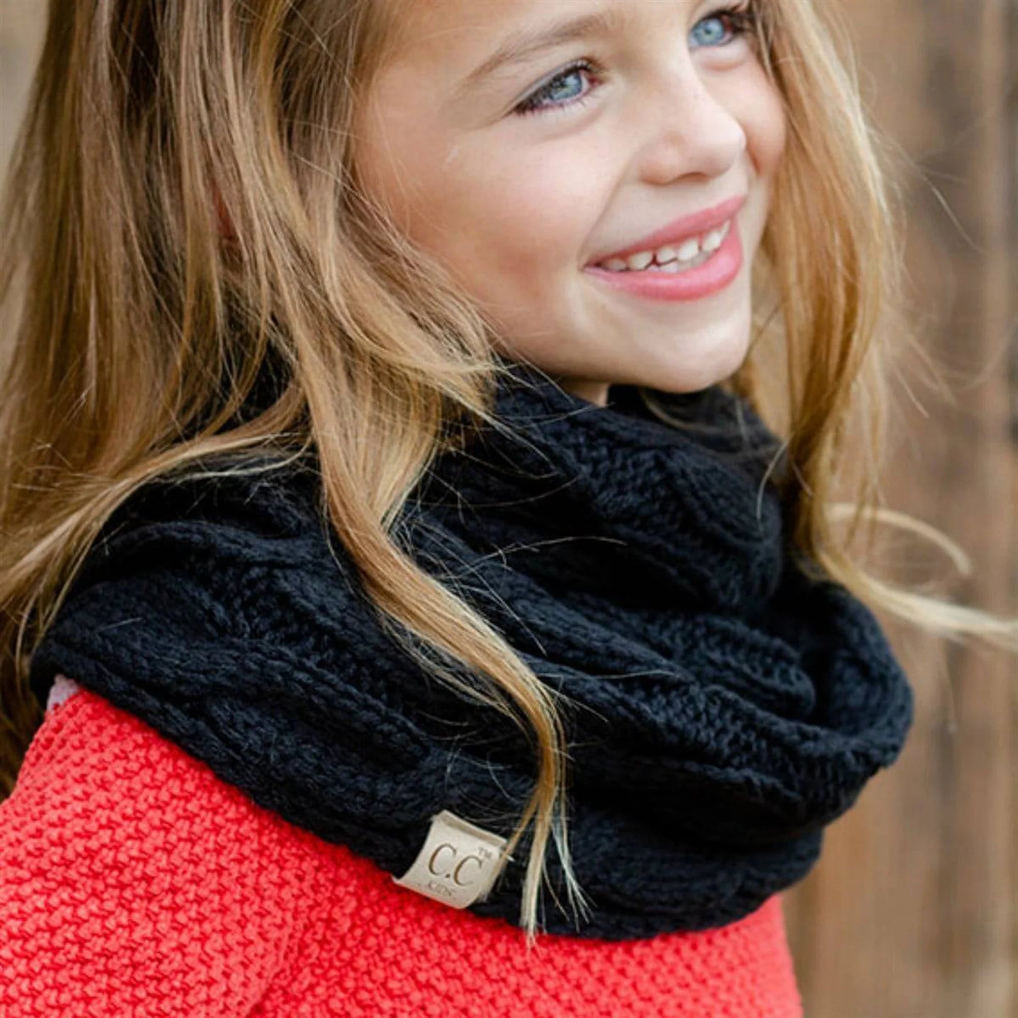 C.C | Solid Cable Knit Infinity Scarf-Black