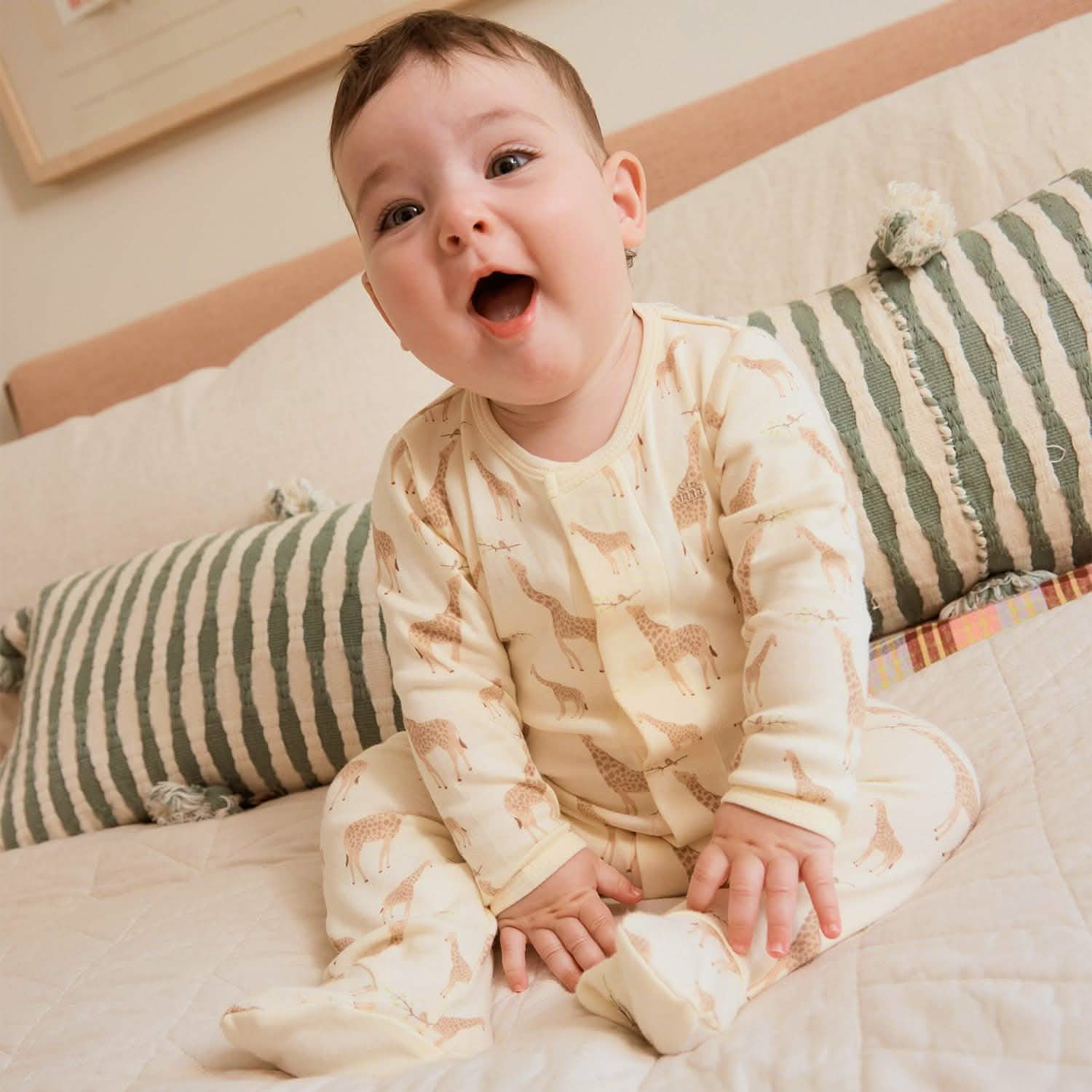 Magnetic Me- Cream Jolie Organic Cotton Magnetic Footie