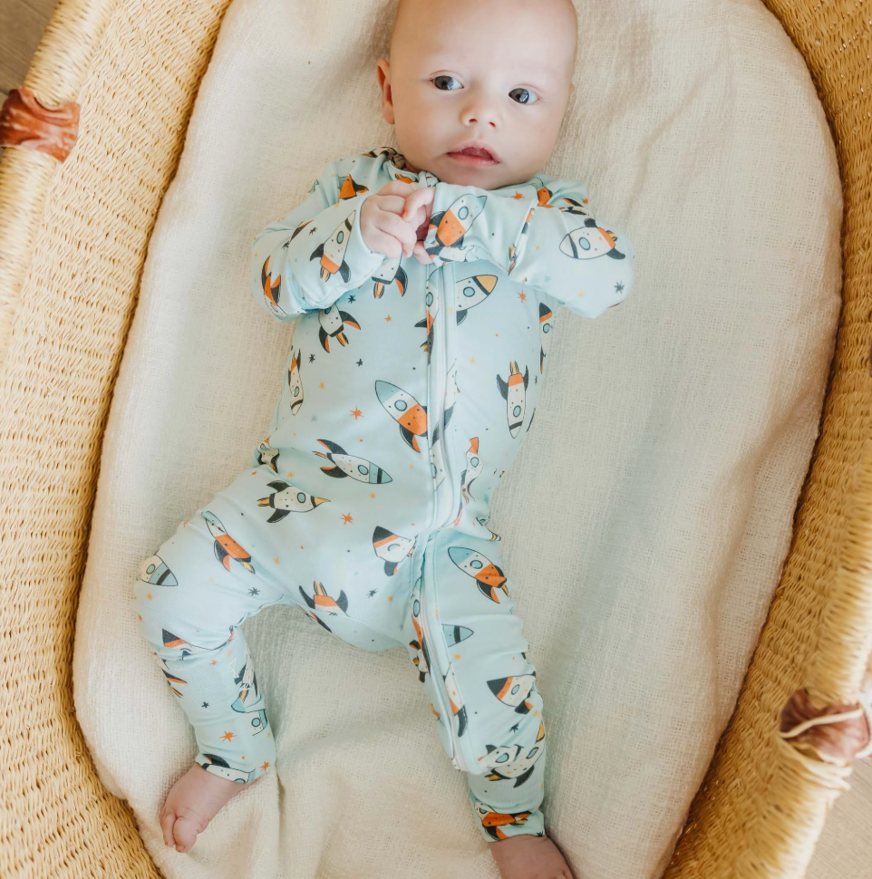 Rocketeer Convertible Zip-up Footie 0/3M