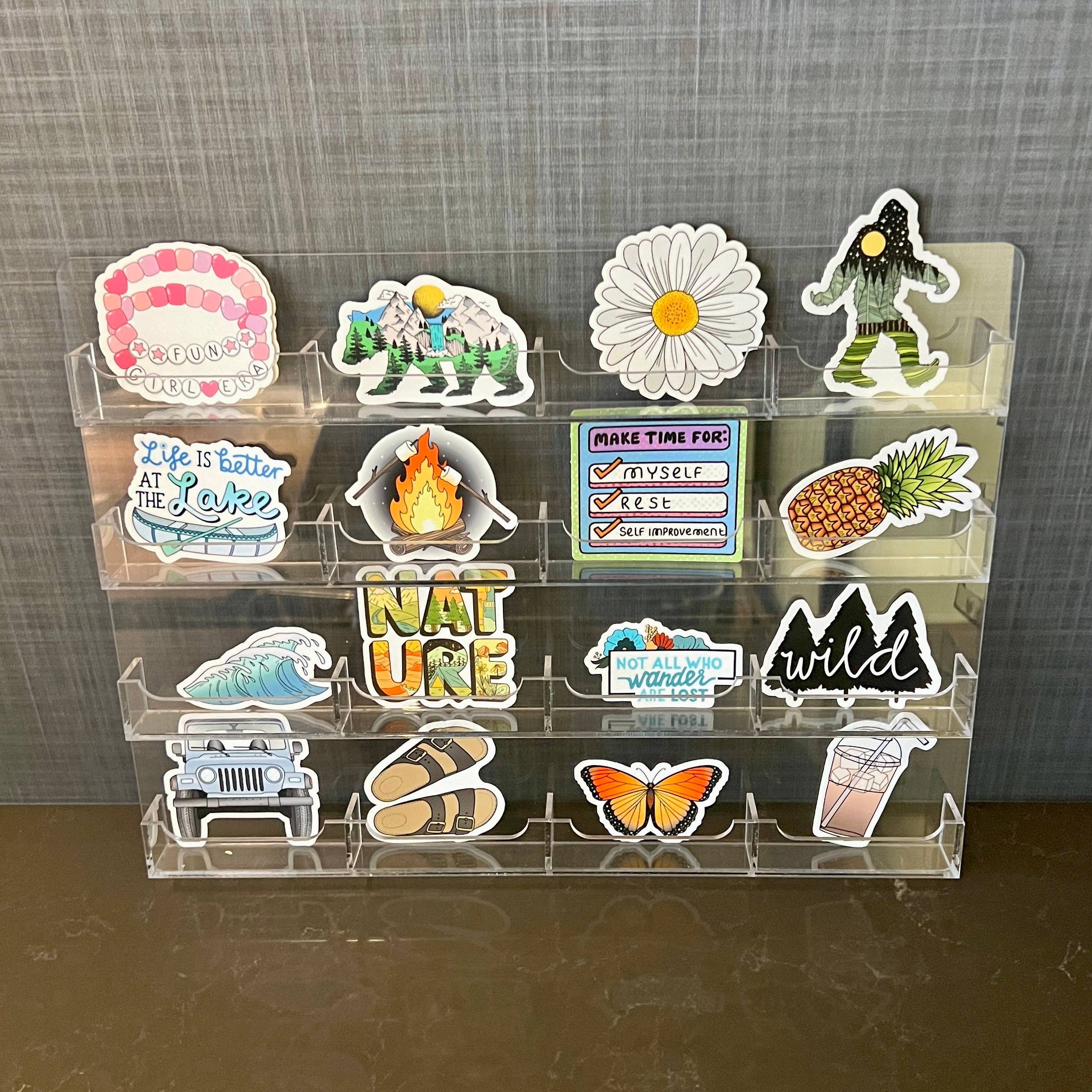 16 Pocket Wall Sticker Display