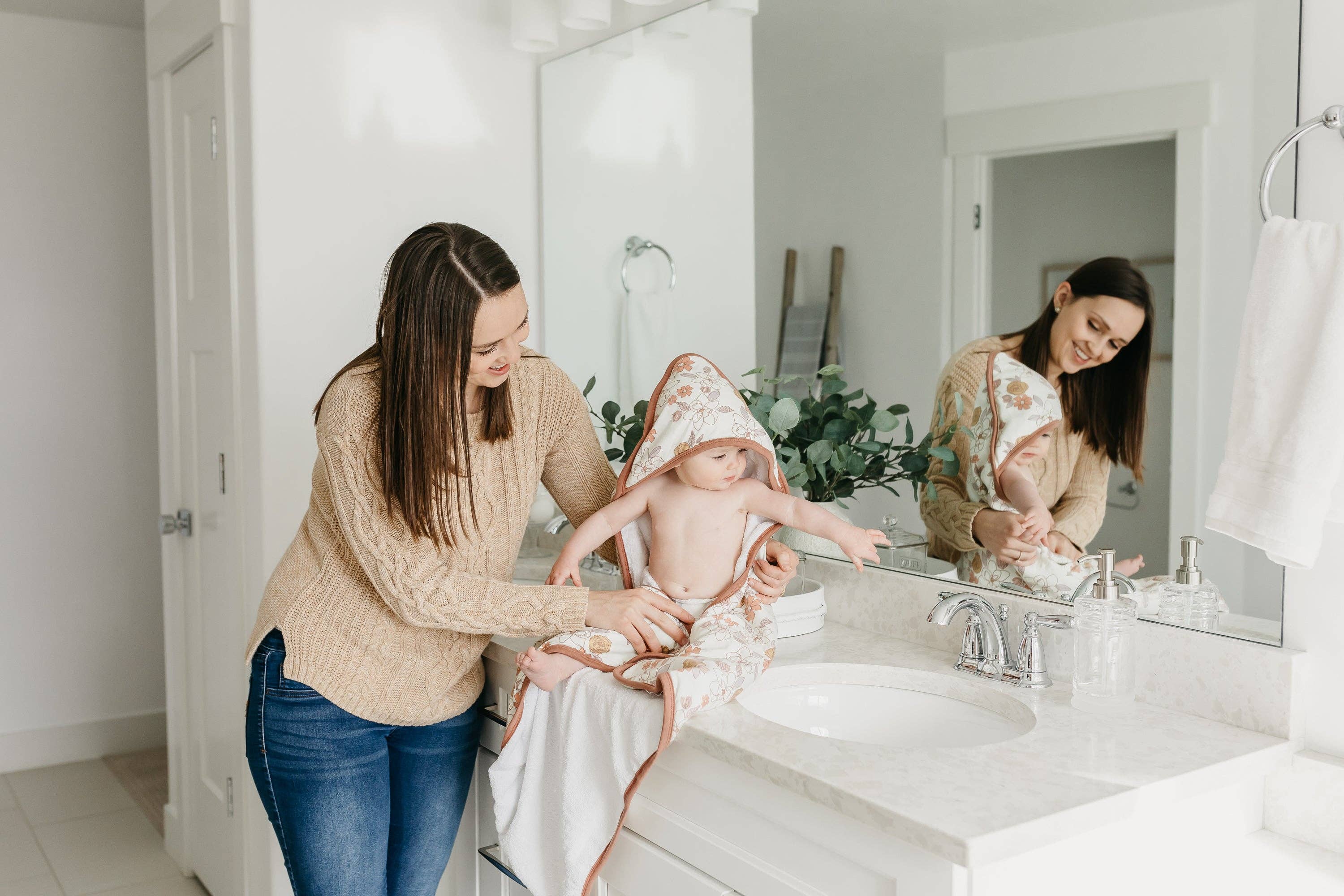 Copper Pearl Premium Baby Knit Hooded Towel - Ferra